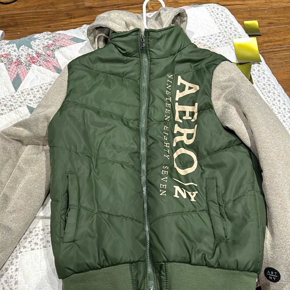 Never worn it , just didn’t like the color